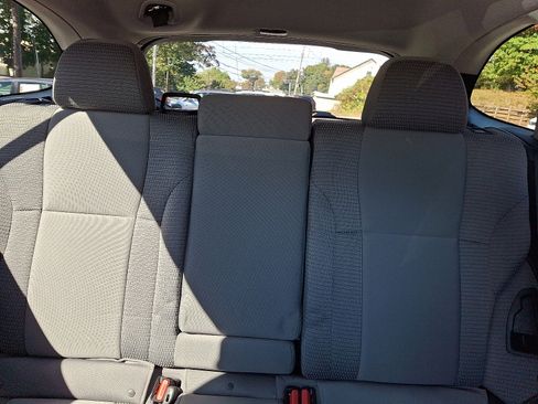 Used 2022 Subaru Outback Premium image 19