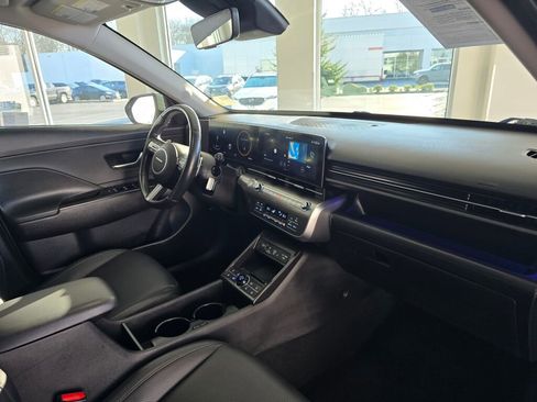 Used 2024 Hyundai Kona Limited image 46