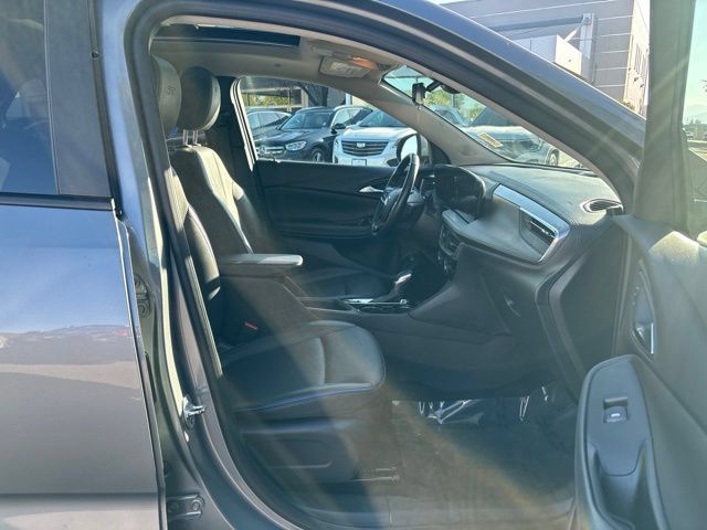 Used 2025 Buick Encore GX Sport Touring w/ Experience Buick Package AWD/4WD image 38