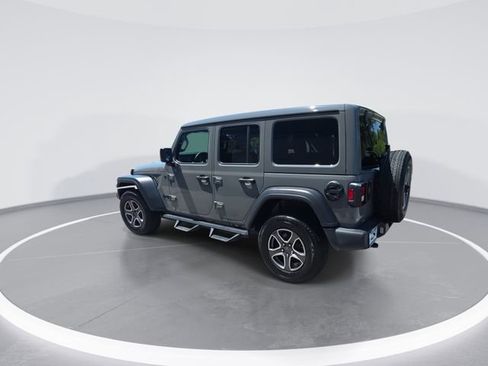Used 2023 Jeep Wrangler Unlimited Sport w/ Sun And Sound Package AWD/4WD image 6