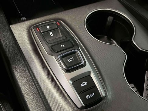Used 2025 Honda Ridgeline Sport image 30