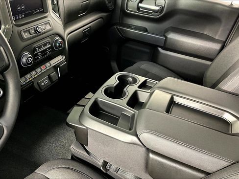 Used 2025 Chevrolet Silverado 1500 Custom image 20