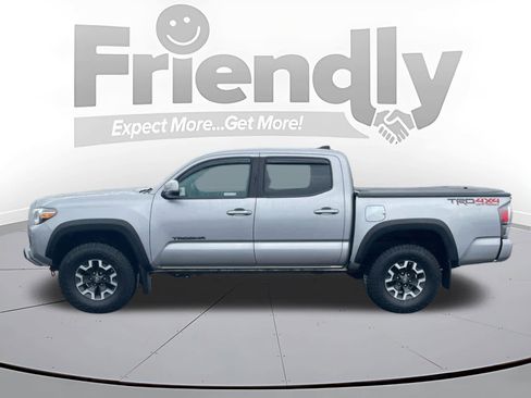 Used 2020 Toyota Tacoma TRD Off-Road w/ Technology Package image 8