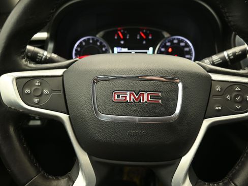 Used 2019 GMC Acadia SLT image 14