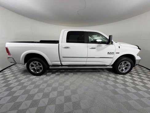 Used 2016 RAM 1500 Laramie AWD/4WD image 5