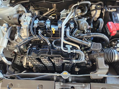 Used 2024 Nissan Altima 2.5 SV image 35