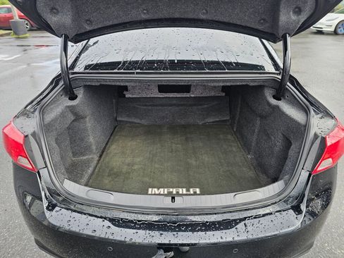 Used 2016 Chevrolet Impala LTZ w/ Enhanced Convenience Package image 19