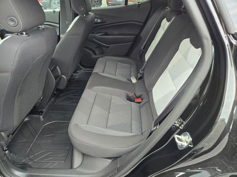 New 2026 Chevrolet Trax RS w/ Sunroof Package image 14