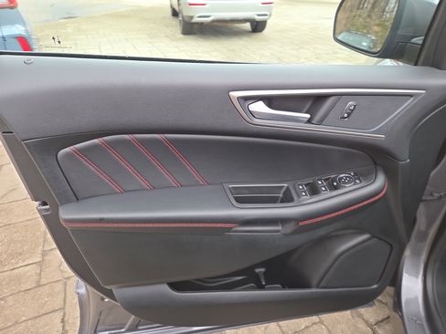 Used 2024 Ford Edge ST-Line image 6