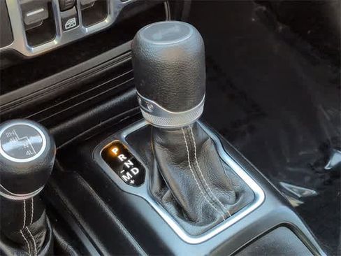 Used 2022 Jeep Wrangler Unlimited Sahara w/ Cold Weather Group image 32