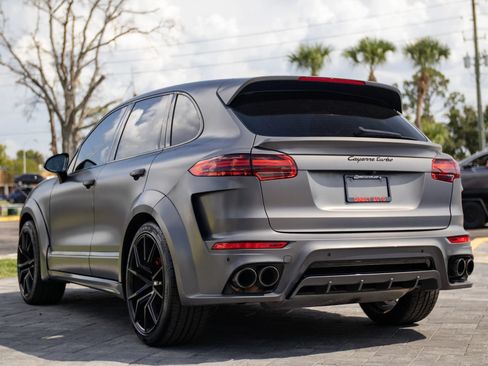 Used 2015 Porsche Cayenne Turbo AWD/4WD image 8