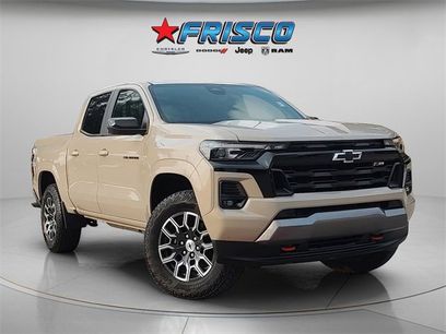 Used 2024 Chevrolet Colorado Z71 w/ Z71 Convenience Package 2