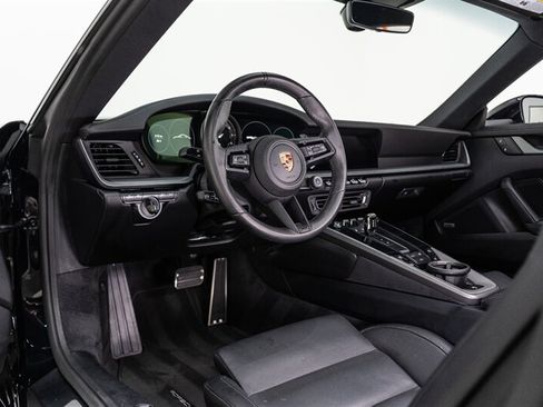 Used 2024 Porsche 911 Carrera RWD image 79