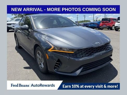 Used 2021 Kia K5 LXS FWD image 1