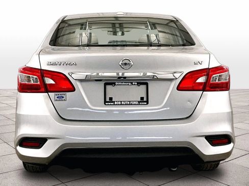 Used 2019 Nissan Sentra SV FWD image 4