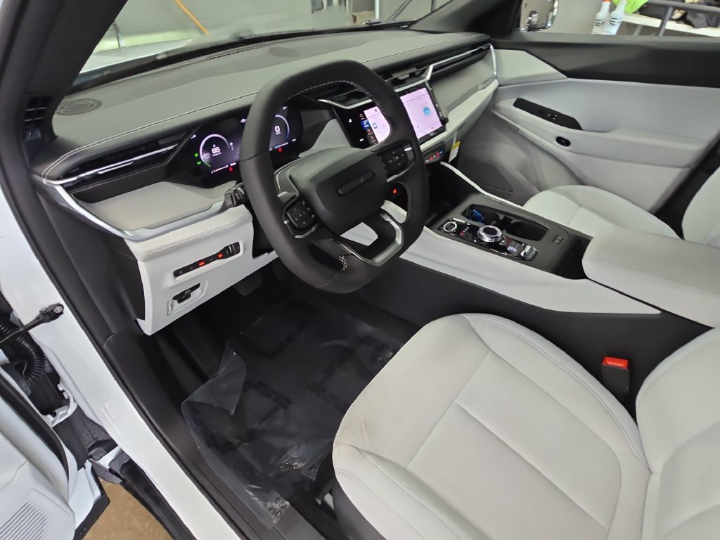 New 2026 Jeep Cherokee Laredo AWD/4WD image 16
