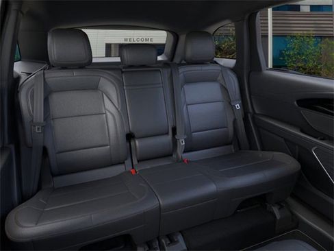 New 2025 Lincoln Nautilus Premier w/ Jet Appearance Package image 11