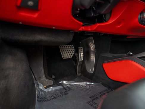 Used 2016 Ferrari 488 GTB RWD image 25