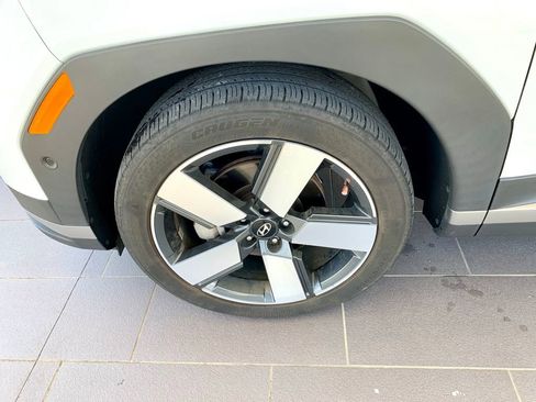 Used 2024 Hyundai Santa Fe Limited FWD image 10
