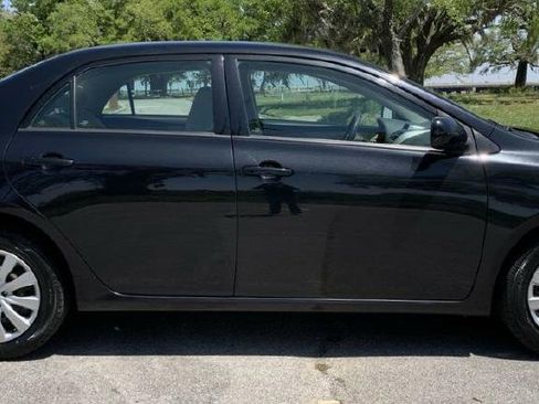 Used 2012 Toyota Corolla L image 9