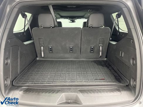 Used 2023 GMC Yukon XL SLT image 26