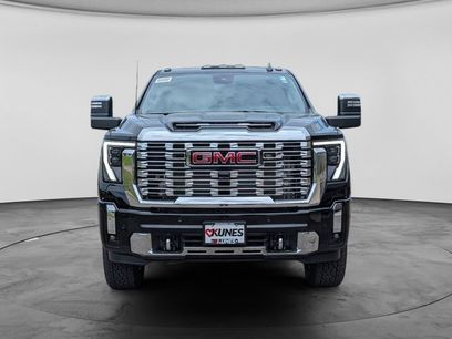 New 2026 GMC Sierra 3500 Denali w/ Denali Reserve Package