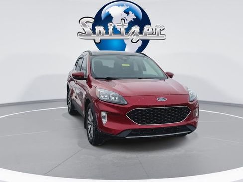 Used 2020 Ford Escape Titanium w/ Titanium Premium Package 2.0 image 3