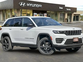 Used 2023 Jeep Grand Cherokee Altitude AWD/4WD video 2