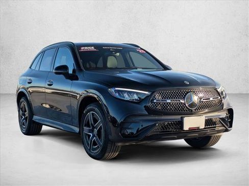 Certified 2025 Mercedes-Benz GLC 300 image 6