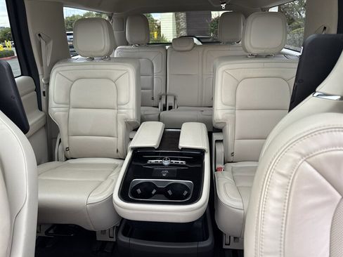 Used 2019 Lincoln Navigator L Reserve w/ Cargo Package image 41