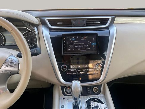 Used 2017 Nissan Murano SL w/ SL Technology Package FWD image 7