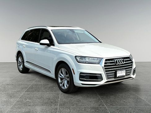 Used 2019 Audi Q7 3.0T Premium Plus image 1