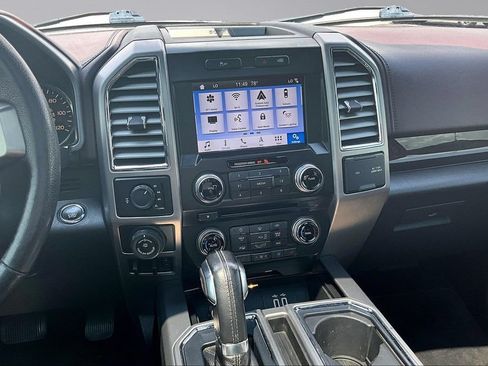 Used 2016 Ford F150 Platinum w/ Equipment Group 701A Luxury AWD/4WD image 6