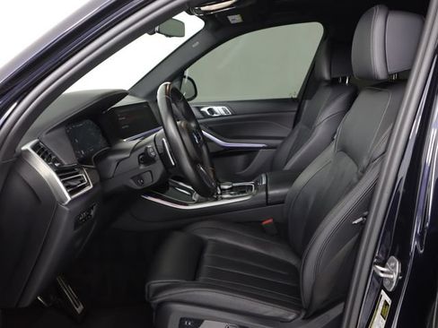 Used 2022 BMW X5 M50i w/ Parking Assistance Package AWD/4WD image 12