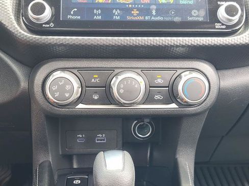 Certified 2024 Nissan Kicks SV FWD image 15