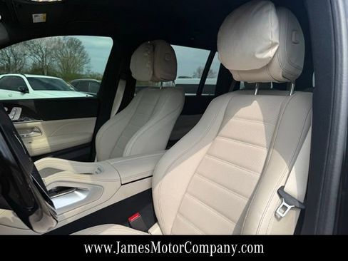 Certified 2025 Mercedes-Benz GLS 580 4MATIC image 16