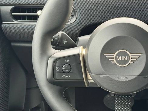 New 2026 MINI Cooper 4-Door Hardtop FWD image 21