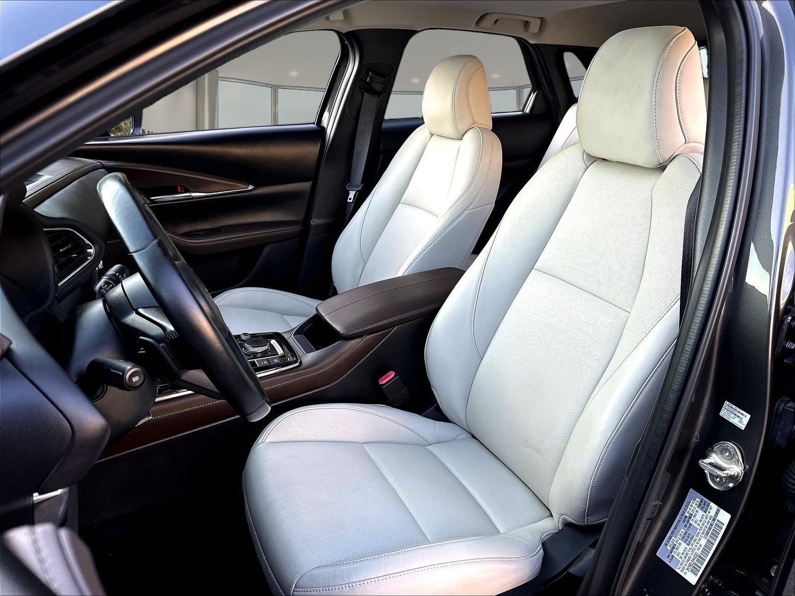 Used 2022 MAZDA CX-30 AWD 2.5 S w/ Premium Package image 23