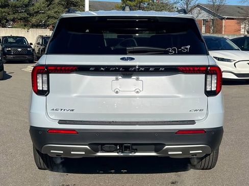New 2026 Ford Explorer Active AWD/4WD image 6