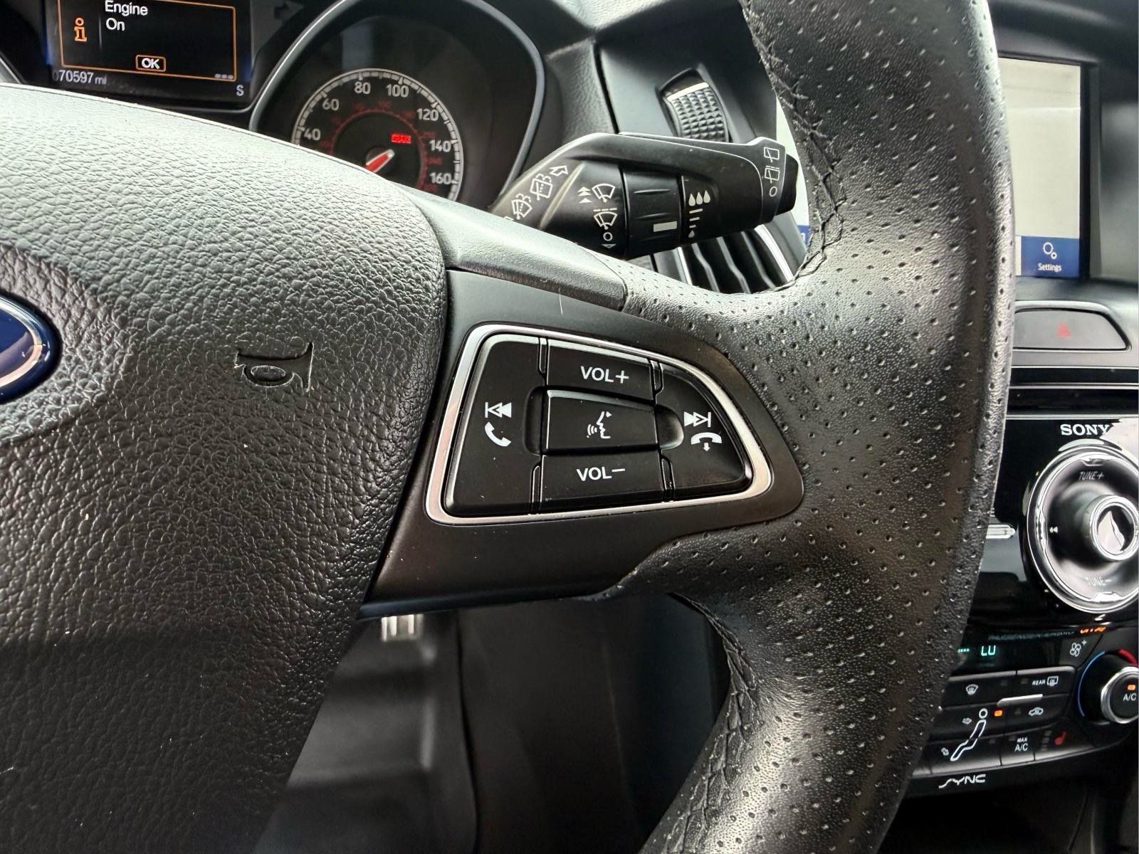 Used 2017 Ford Focus ST w/ Equipment Group 402A FWD image 32