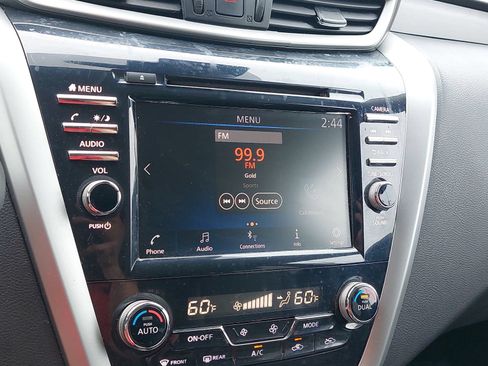 Used 2022 Nissan Murano SV AWD/4WD image 21