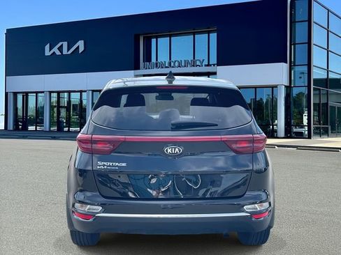 Certified 2022 Kia Sportage LX image 5