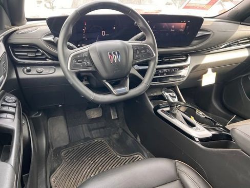 Used 2025 Buick Envista Avenir image 13