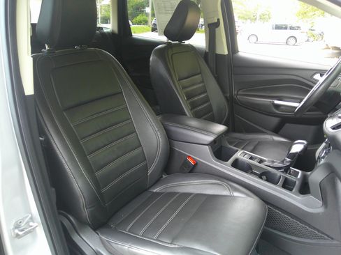 Used 2018 Ford Escape SEL image 42