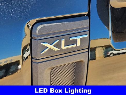 New 2025 Ford Maverick XLT w/ XLT Luxury Package image 11