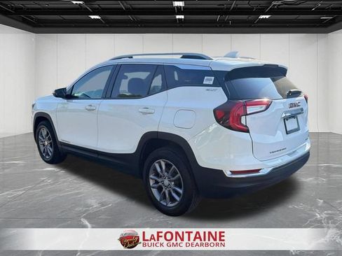 Used 2023 GMC Terrain SLT AWD/4WD image 6