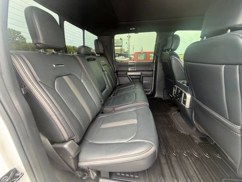 Used 2022 Ford F250 Platinum AWD/4WD image 11