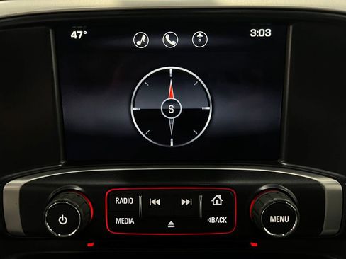 Used 2014 GMC Sierra 1500 SLT w/ Suspension Package, Off-Road image 15