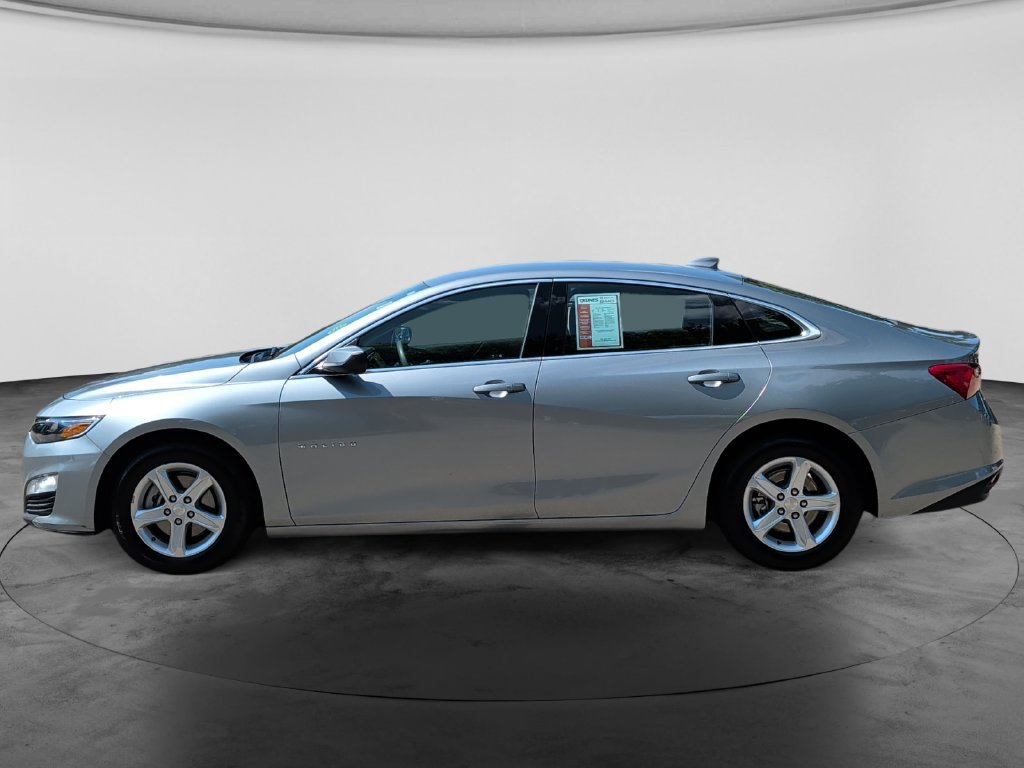 Used 2024 Chevrolet Malibu LT FWD image 4