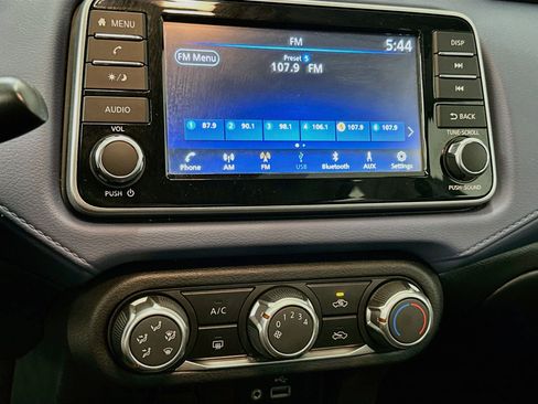 Used 2024 Nissan Versa SV FWD image 25